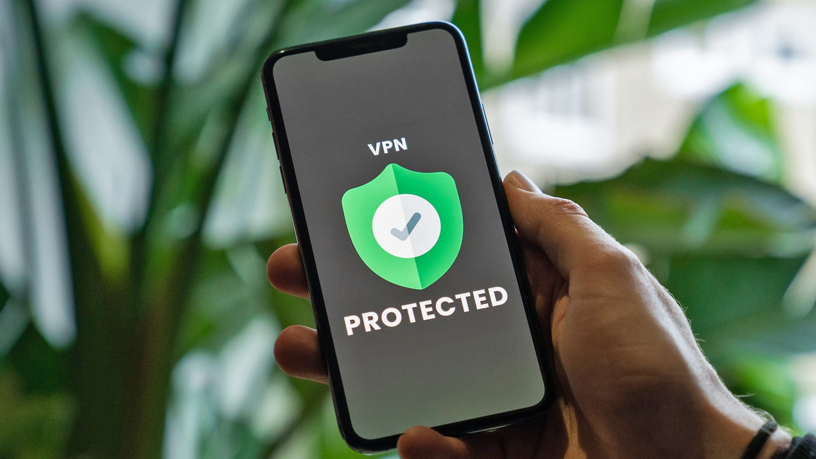 VPN Explained - What is a VPN and How It Works